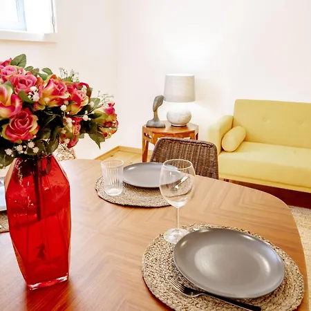 Authentic Village Apartamento *