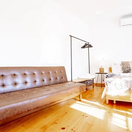 Authentic Village Apartamento Oporto